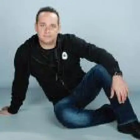 دانلود اهنگ آرتین شکوفه