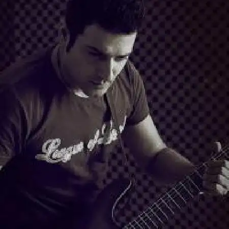 دانلود اهنگ اشکان شب افروز ما قهرمانیم