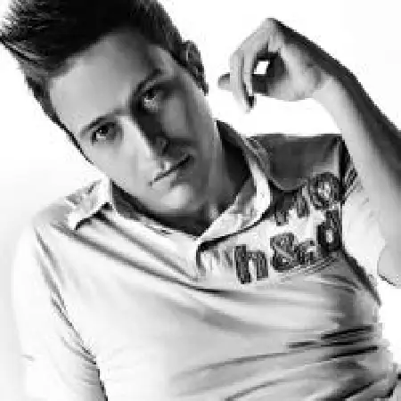 دانلود اهنگ افشین مرادیان گناه من