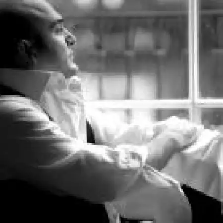 دانلود اهنگ امید پژوه خامت نمیشم