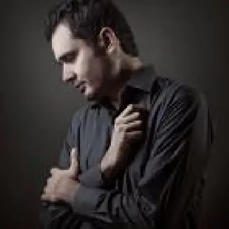 دانلود اهنگ امید کریمی بی بهونه