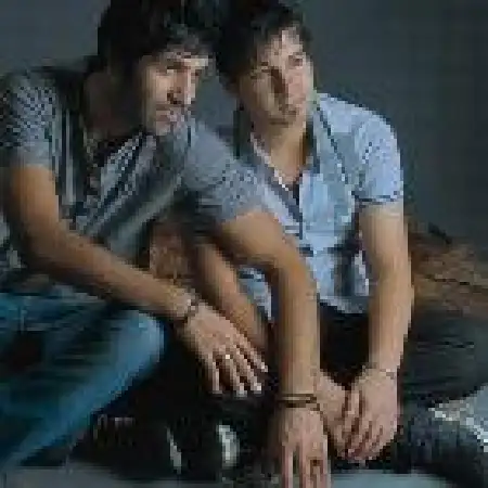 دانلود اهنگ امیر بهادر روایتی از یک حقیقت تلخ با حضور محسن امیری