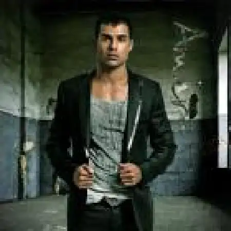 دانلود اهنگ امیر زیاری بیراهه