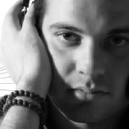 دانلود اهنگ امیر شهریاری عاشقت بودم