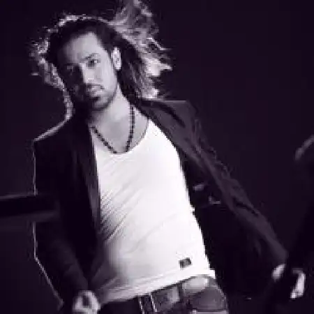 دانلود اهنگ امیر غلامی حرف نگفته