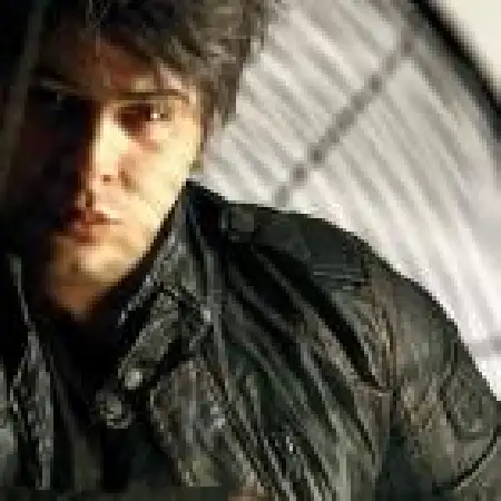 دانلود اهنگ بابک غریبی حلقه ی عشق