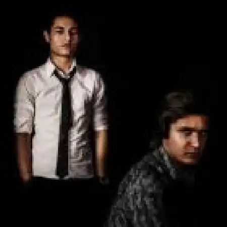 دانلود اهنگ حمید حقیقت خواه صدام بزن با حضور ادنان