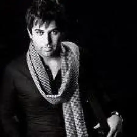 دانلود اهنگ حمید عسکری دست خالی