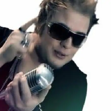 دانلود اهنگ رامتین استاد عالیه