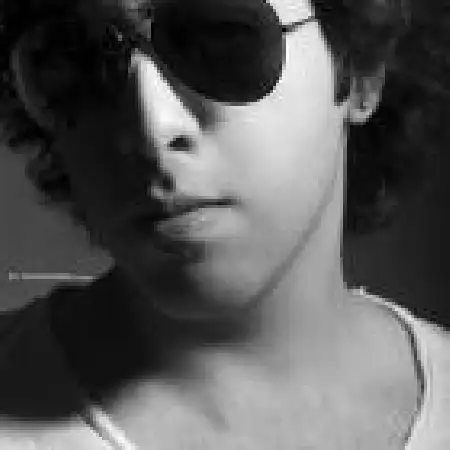 دانلود اهنگ آیرک بهونه با حضور ساکت باند