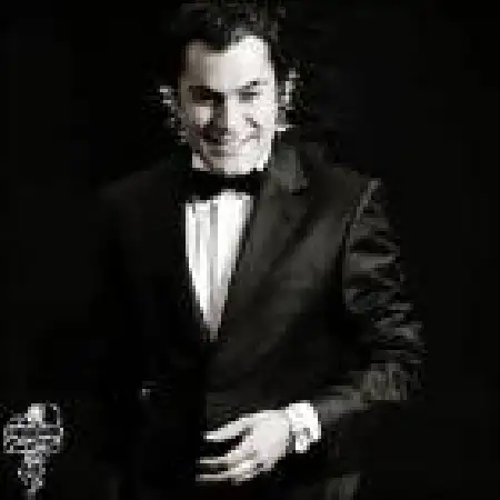 دانلود اهنگ شاهکار بینش پژوه عاشقت می مونم با حضور آنا