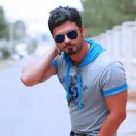 دانلود اهنگ علی آوا برگرد با حضور کامران