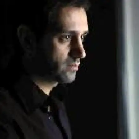 دانلود اهنگ علی عطایی دوست داشتن ساده