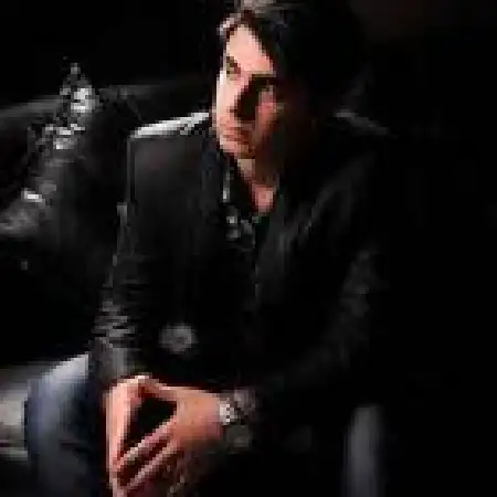 دانلود اهنگ علیرضا جهان پری حس می کنم