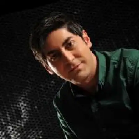 دانلود اهنگ کیارش حسن زاده دوست دارم با حضور مهدی مقدم