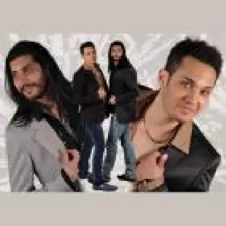 دانلود اهنگ گروه فدکی وقتی که اینجایی