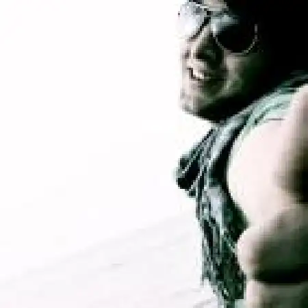 دانلود اهنگ مجتبی اس اچ تولد با حضور مهرزاد همایون