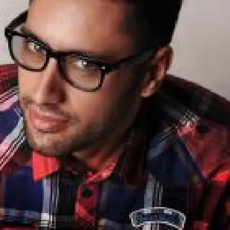 دانلود اهنگ مجتبی حسنعلی عشق من