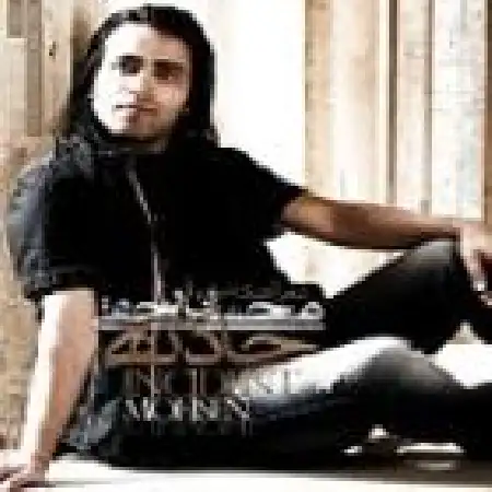 دانلود اهنگ محسن یاحقی پرسه