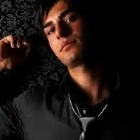 دانلود اهنگ مصطفی عربیان آغوش