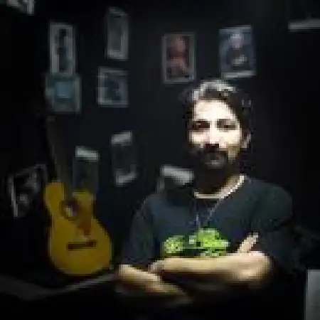 دانلود اهنگ مقداد گوهرنیا حراجی