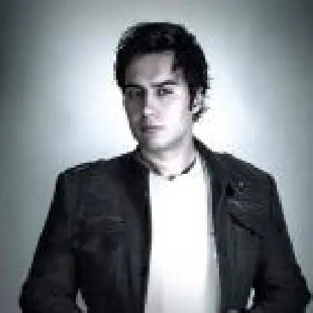 دانلود اهنگ میلاد میرشاه رضا نقاب