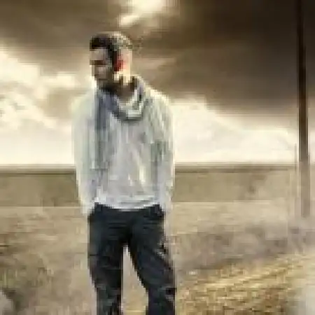 دانلود اهنگ هادی حاجیلو مرد غمگین