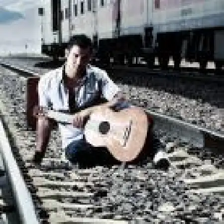 دانلود اهنگ هادی خوانساری حالم بده