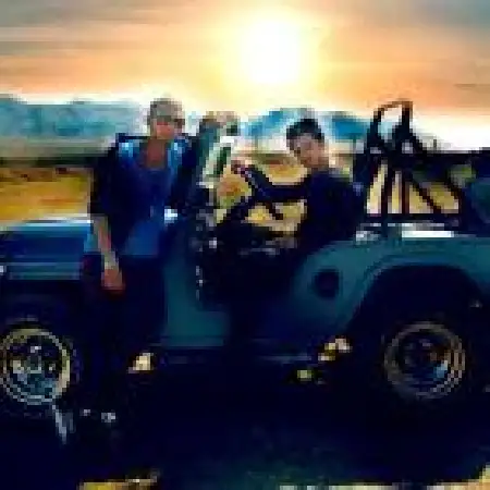 دانلود اهنگ یاسین ترکی قانون جاذبه