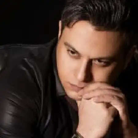 دانلود اهنگ حامد حیدری آسمون با من و تو قهر دیگه