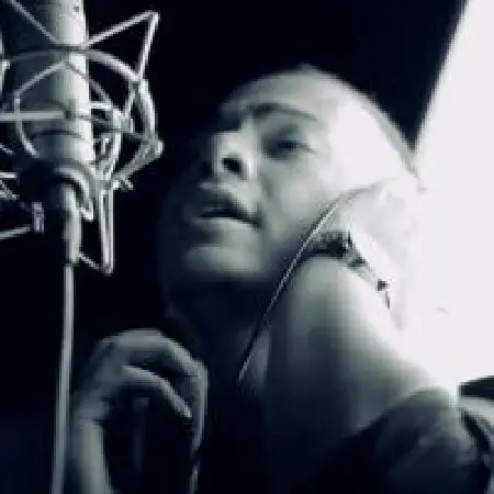 دانلود اهنگ اشوان قرار