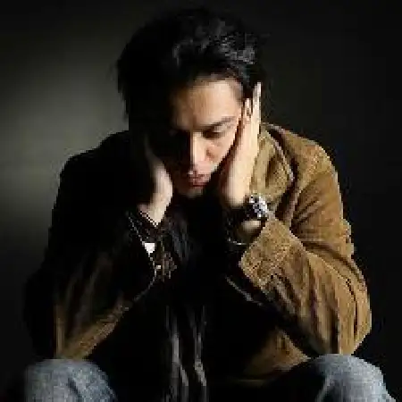 دانلود اهنگ میلاد فرهودی بیدارم کن