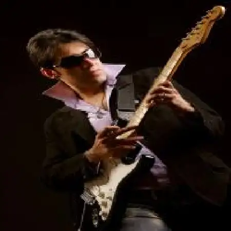 دانلود اهنگ اشکان چنگیزی ایران