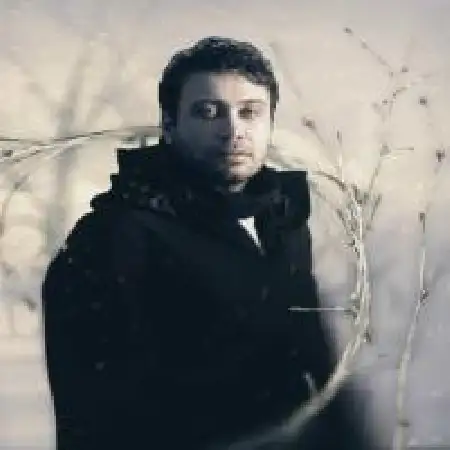 دانلود اهنگ محسن چاوشی بی قرار