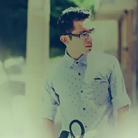 دانلود اهنگ علیرضا عباس زاده اسمتو میارم