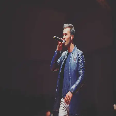 دانلود اهنگ صالح رضایی روی ابرام